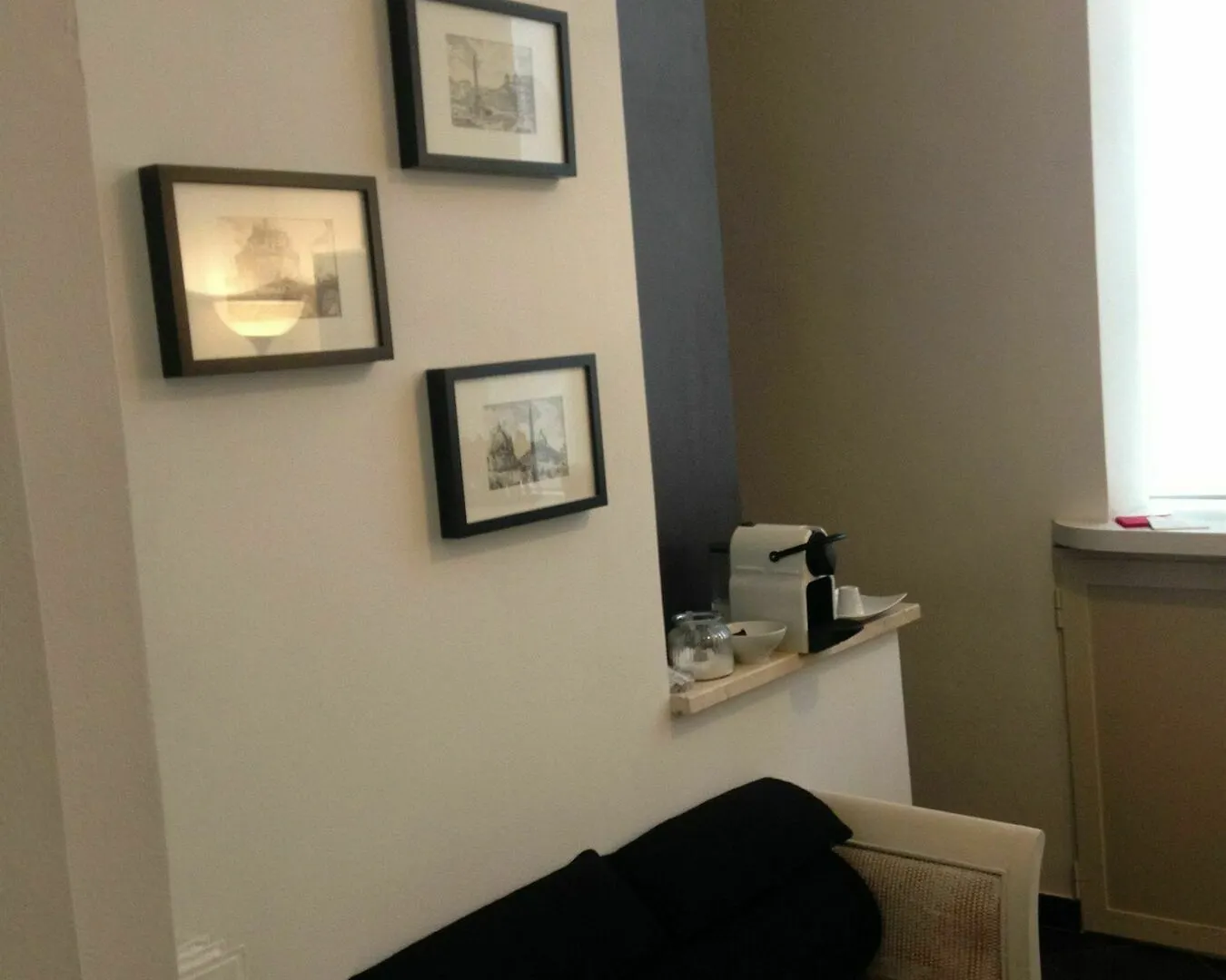 Little Rose Rooms Rom Bed & Breakfast